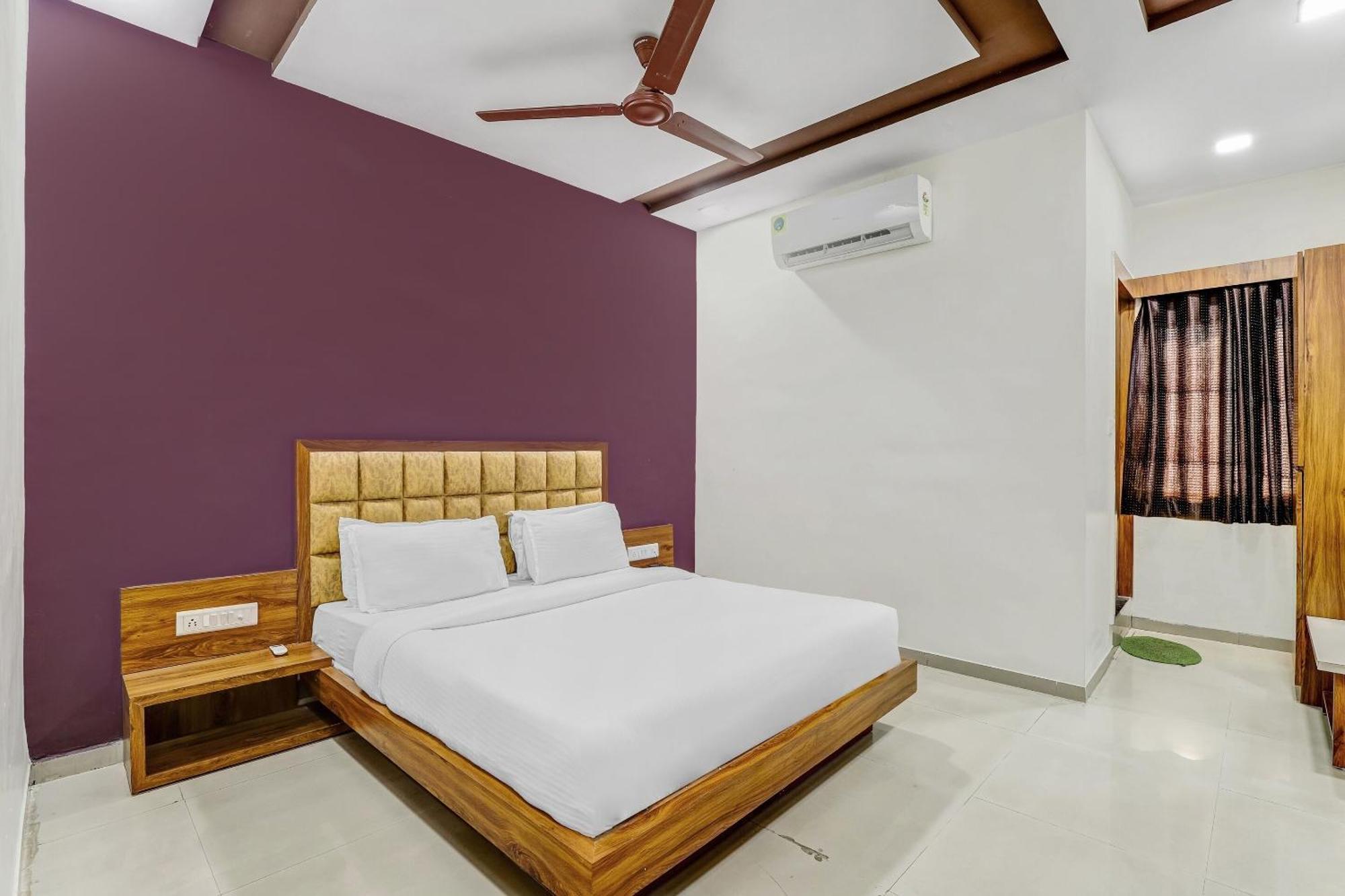 Capital O Maple View Hotel Naroda Eksteriør billede