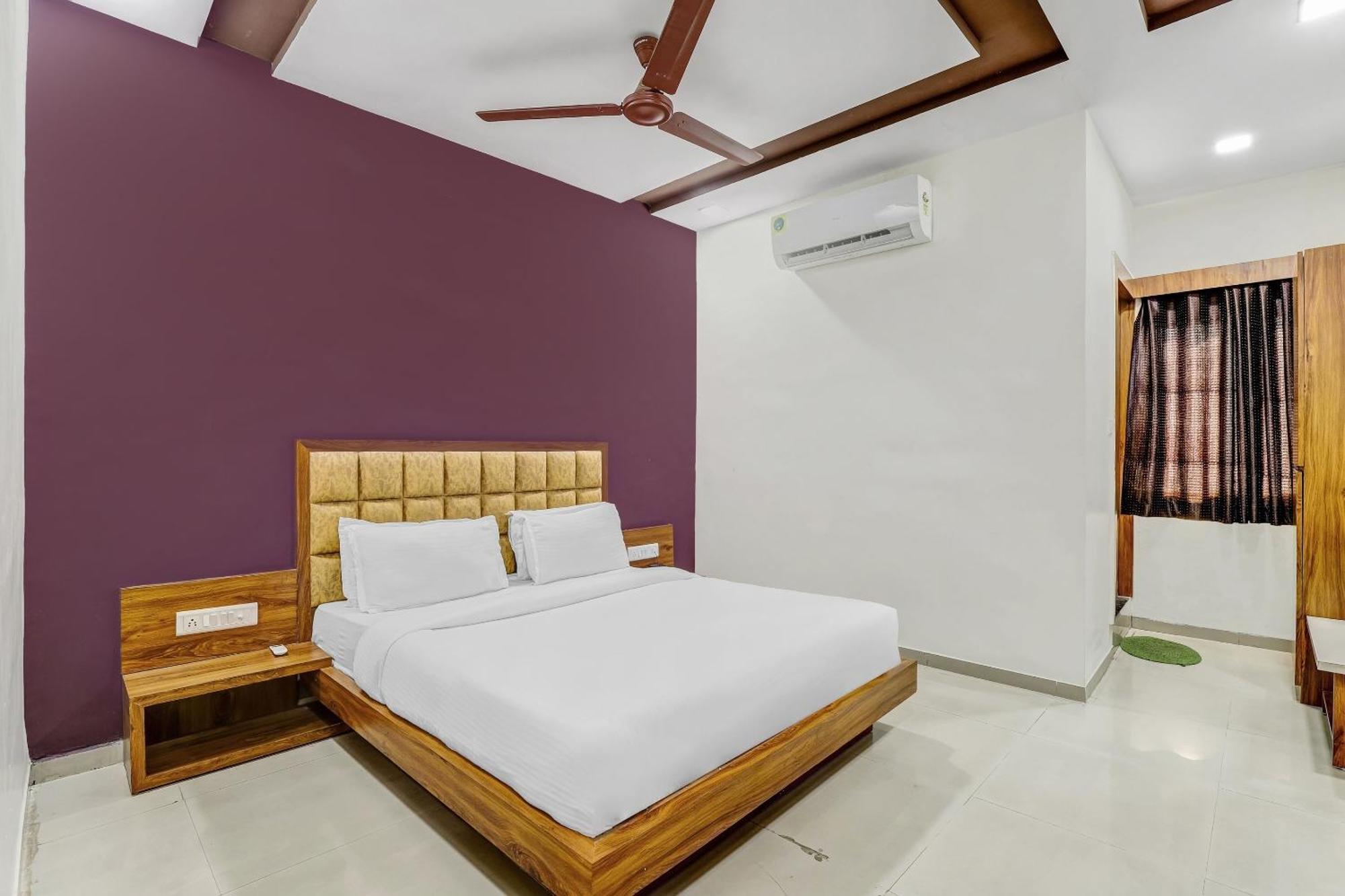 Capital O Maple View Hotel Naroda Eksteriør billede